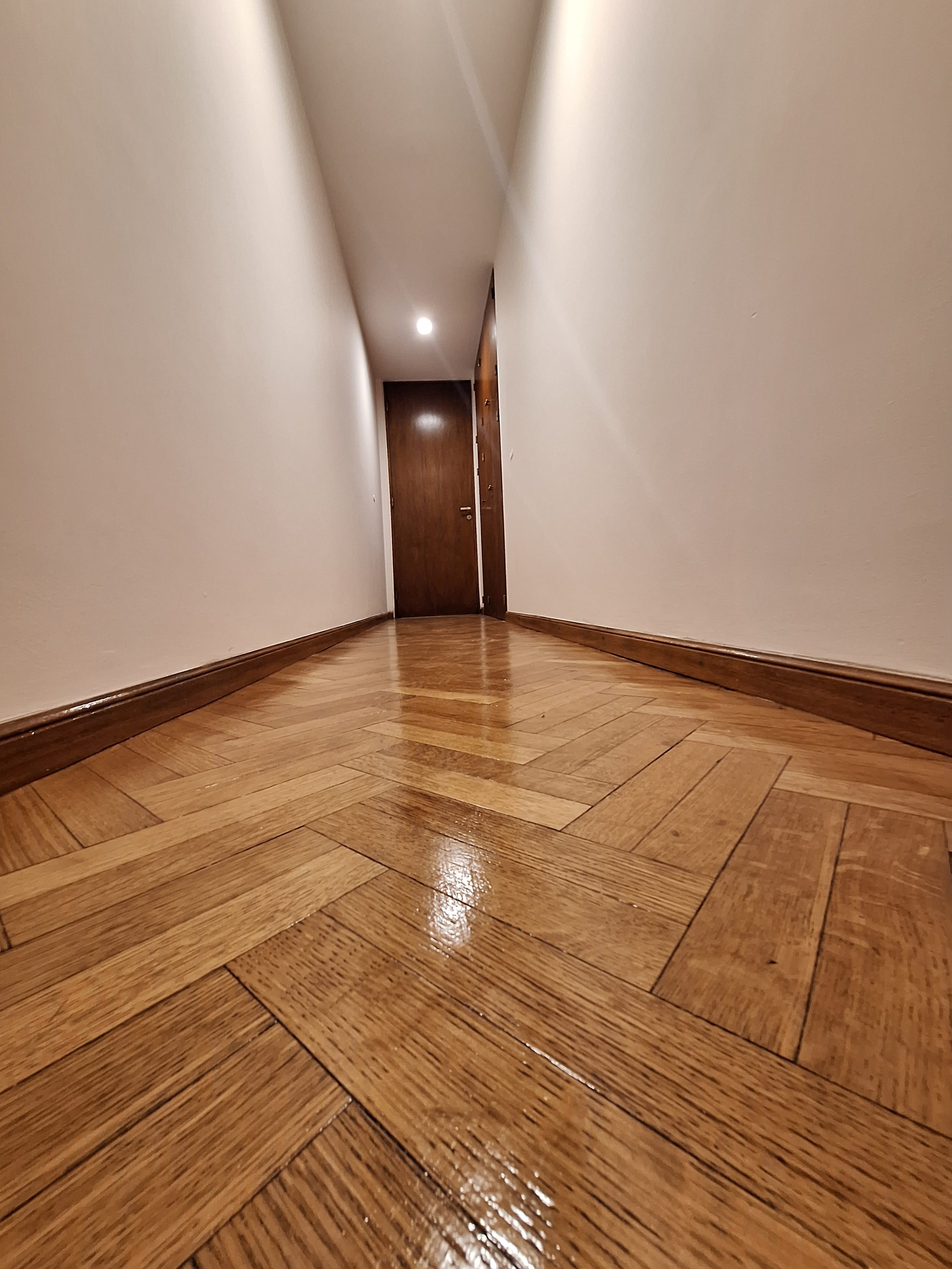 Pasillo entregado